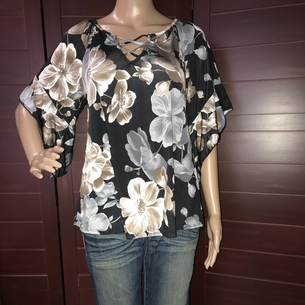 Floral Casual Top ❤️